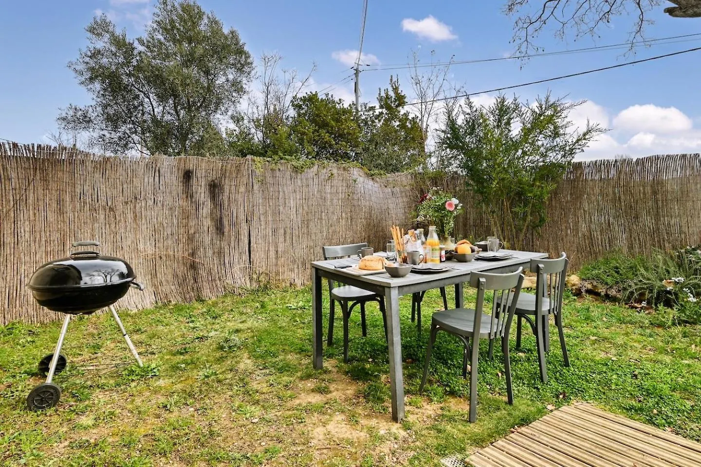 Eden L Jardin, Bbq, Duplex L Parking Gratuit & Super Wifi L Vue Panoramique Sainte-Victoire Lägenhet Aix-en-Provence