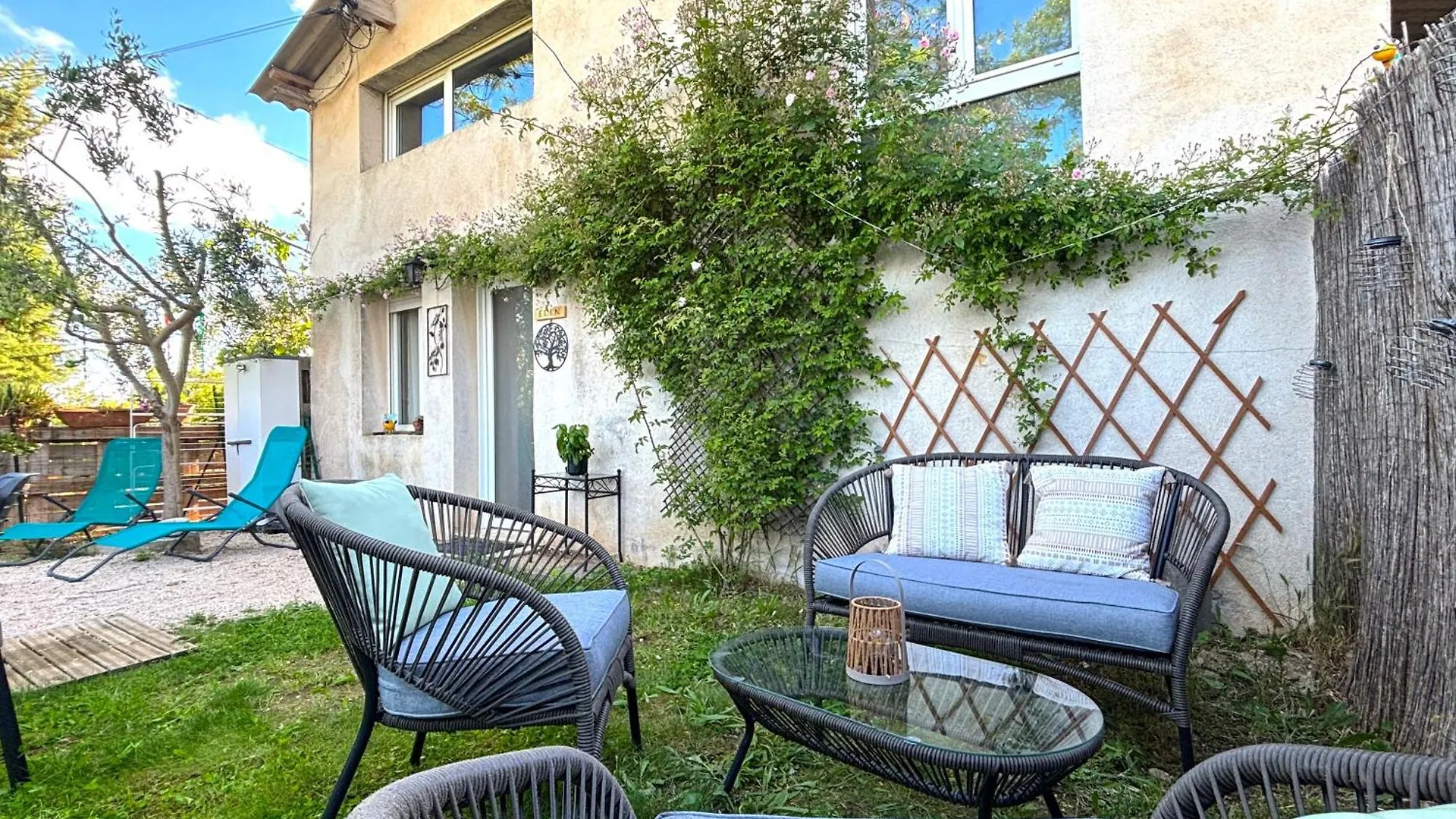 Eden L Jardin, Bbq, Duplex L Parking Gratuit & Super Wifi L Vue Panoramique Sainte-Victoire Lägenhet Aix-en-Provence